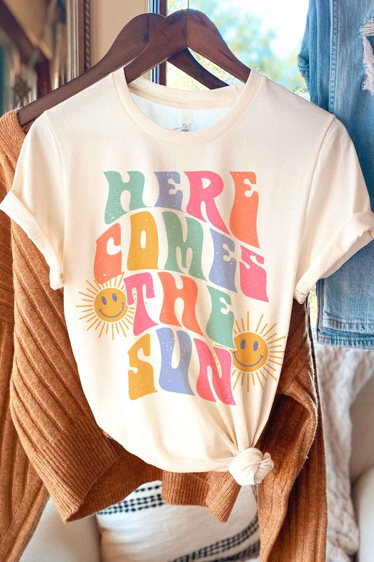 HERE COMES THE SUN Graphic Tee