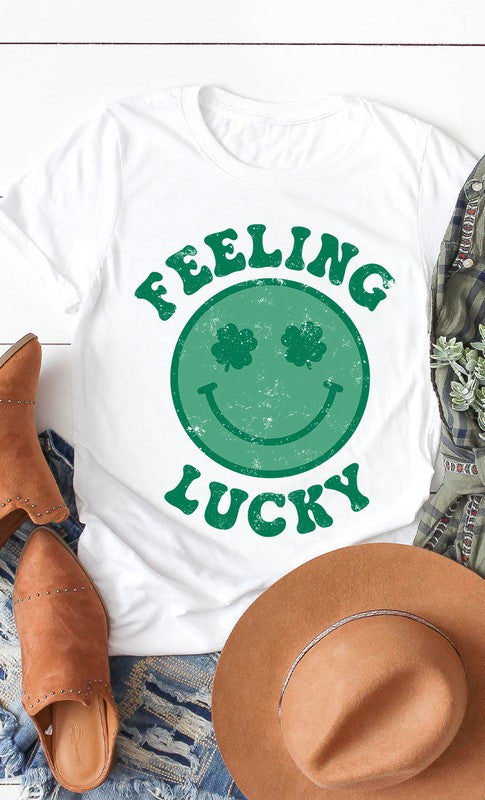 Retro DISTRESSED Feeling Lucky Smiley Face Tee T-Shirt