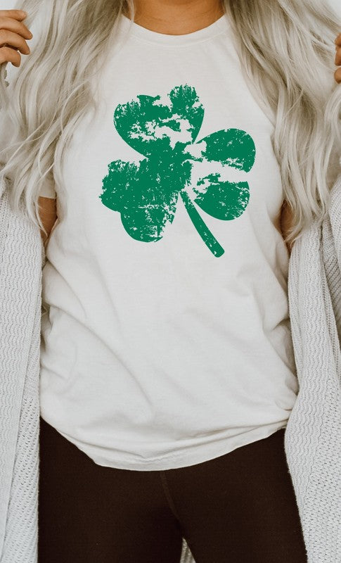 Retro Distressed Clover PLUS SIZE Graphic Tee