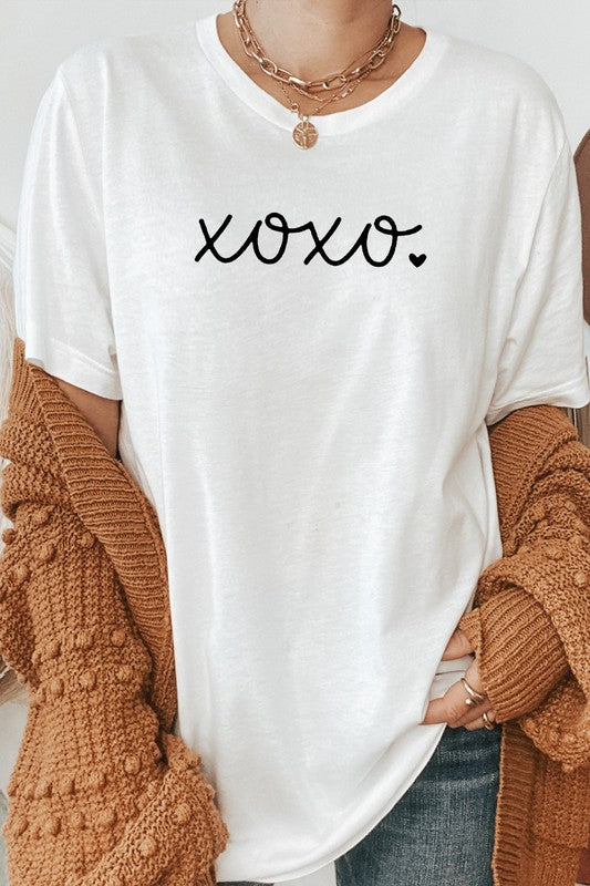 XOXO Heart Lover Romantic Valentines Day Tee