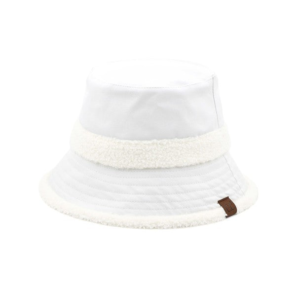 C.C Sherpa Accent Reversible Bucket - Cold Weather