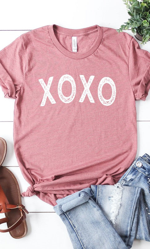 Distressed XOXO Graphic Tee T-Shirt PLUS