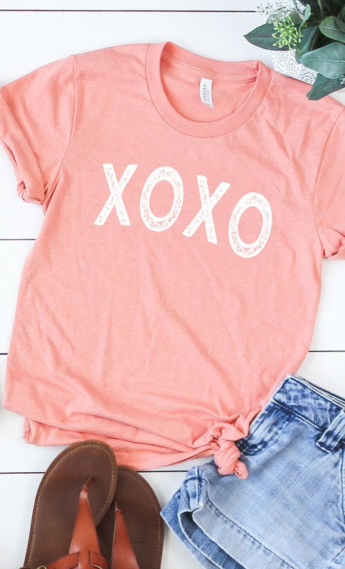 Distressed XOXO Graphic Tee T-Shirt PLUS