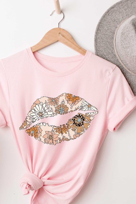 FLOWER LIPS GRAPHIC T-SHIRT