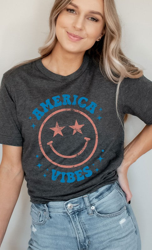 Vintage America Vibes Smiley Graphic Tee T-Shirt