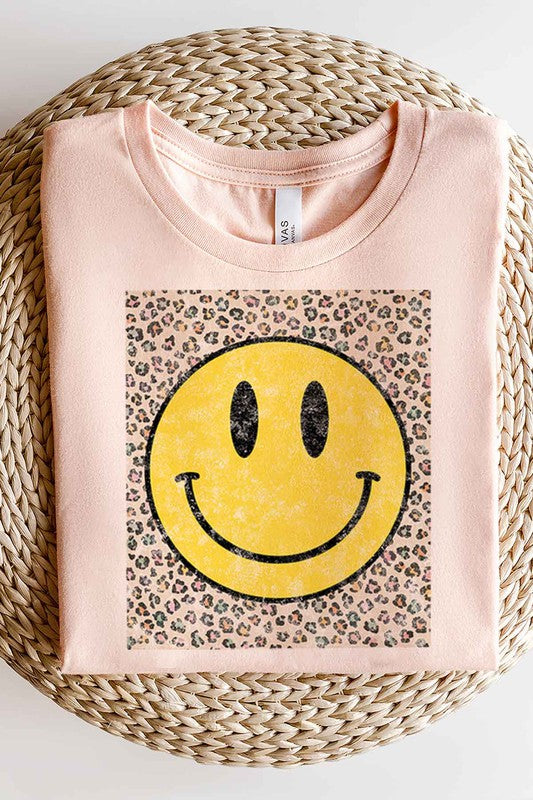 HAPPY LEOPARD GRAPHIC T-SHIRT