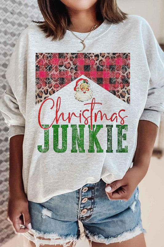 CHRISTMAS JUNKIE GRAPHIC PLUS SIZE SWEATSHIRT