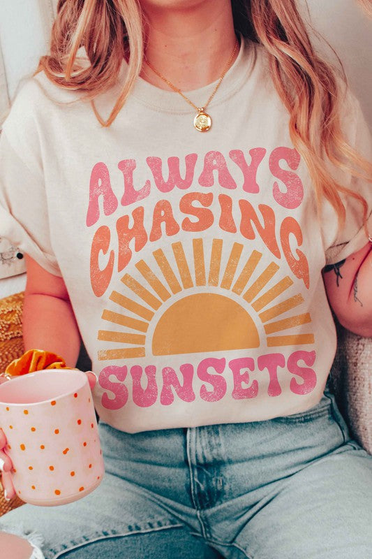 ALWAYS CHASING SUNSETS GRAPHIC T-SHIRT