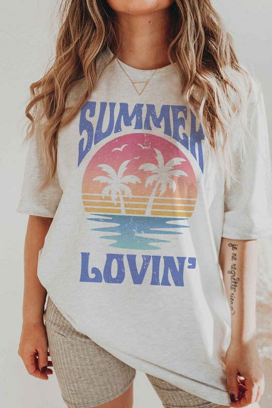 SUMMER LOVIN' GRAPHIC T-SHIRT