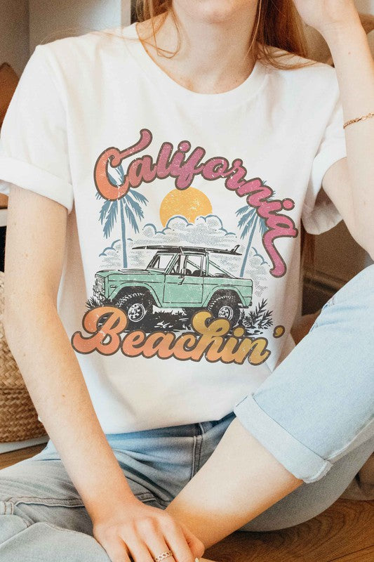 CALIFORNIA BEACHIN' GRAPHIC T-SHIRT