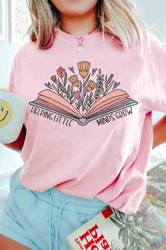 HELPING LITTLE MINDS GROW GRAPHIC T-SHIRT