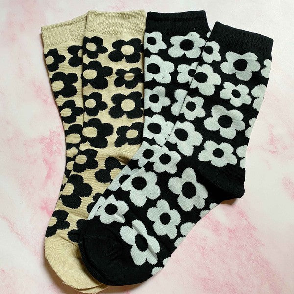 Modern Daisy Socks Set Of 2 Pairs