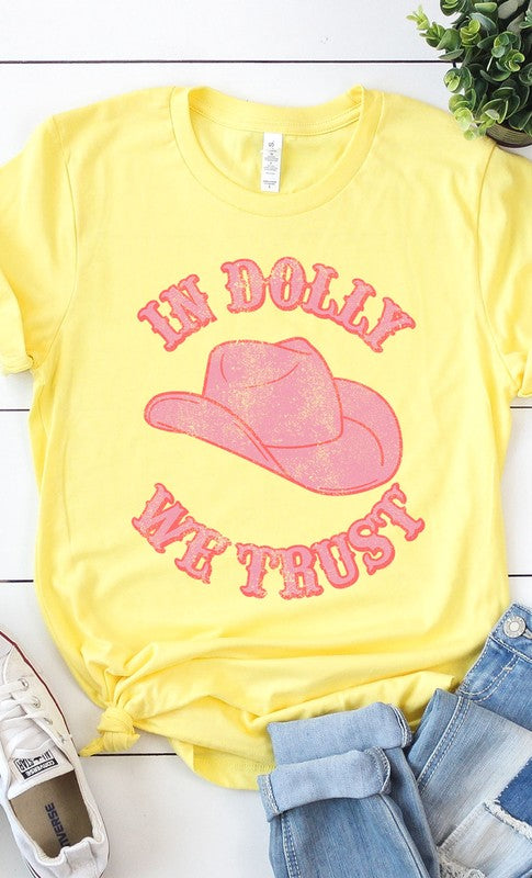 Retro In Dolly We Trust Hat Graphic Tee T-Shirt PLUS