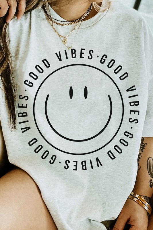 GOOD VIBES HAPPY SMILES GRAPHIC TEE