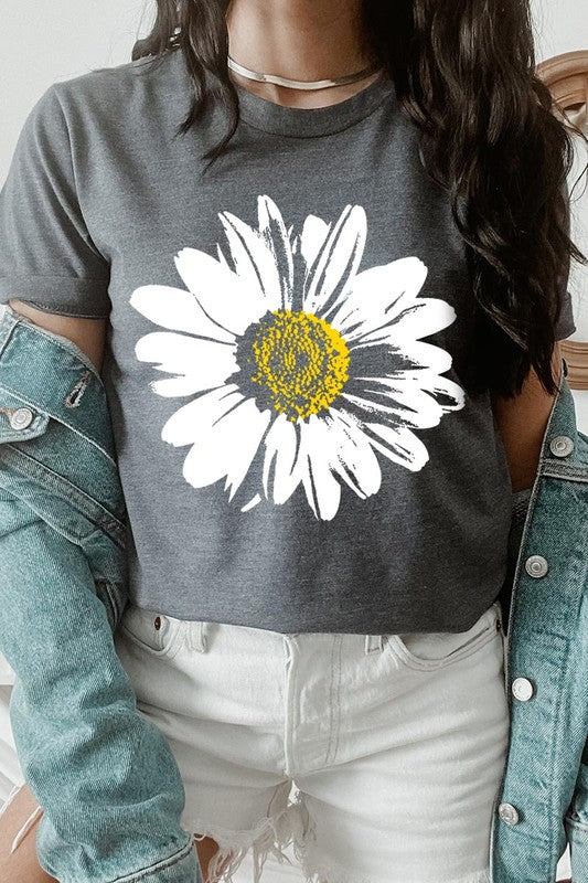 Daisy Graphic Tee