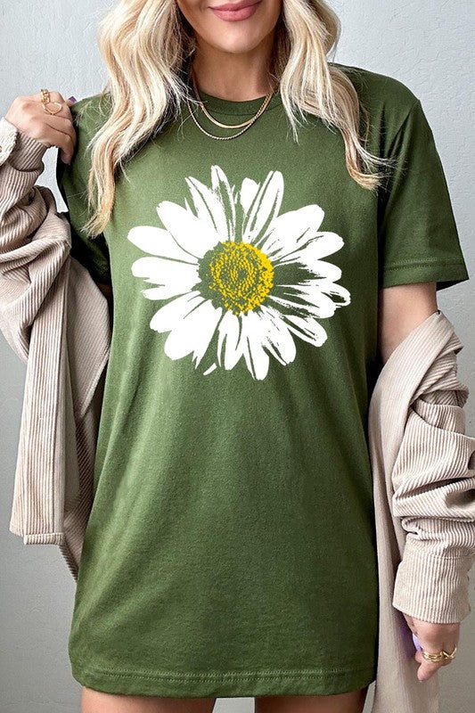 Daisy Graphic Tee