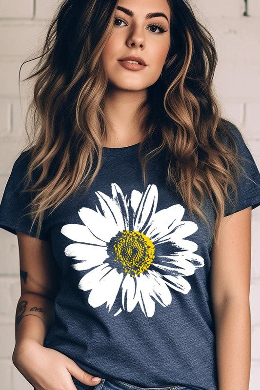 Daisy Graphic Tee