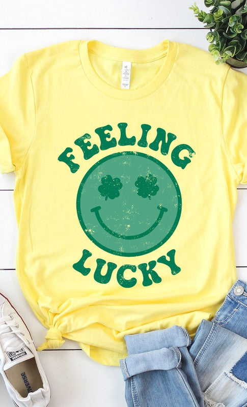 Retro DISTRESSED Feeling Lucky Smiley Face Tee T-Shirt