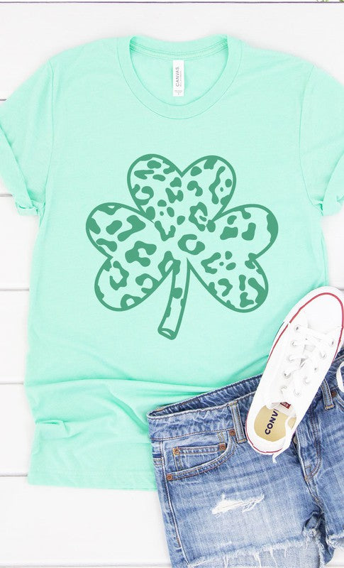 Green Leopard Clover Graphic Tee T-Shirt PLUS