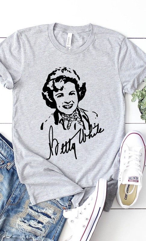 Betty Graphic Tee T-Shirt PLUS