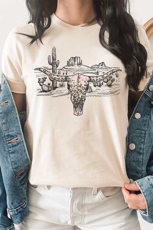 Longhorn Skull Western Desert Scene Graphic Tee T-Shirt