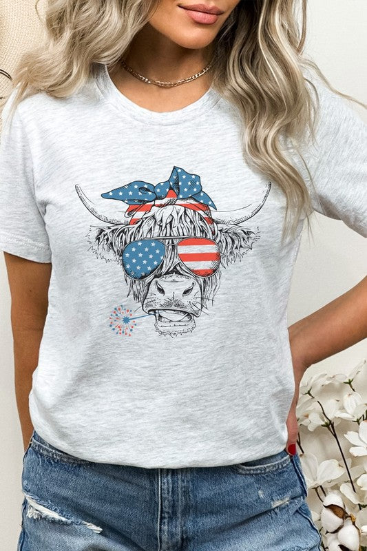 Patriotic Highland Cow American Flag Graphic Tee T-Shirt