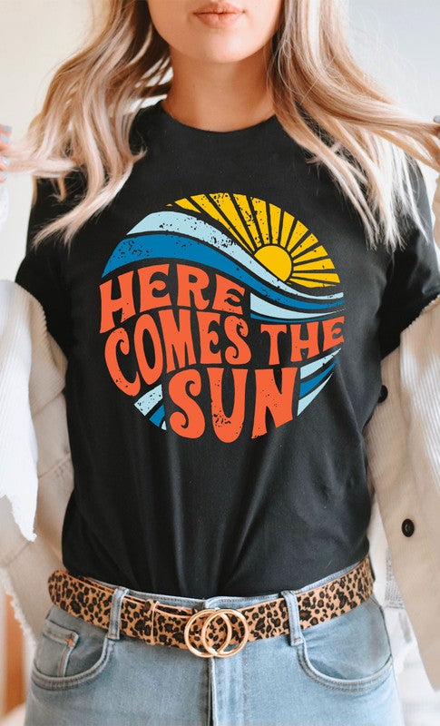 Here Comes The Sun Circle Graphic Tee T-Shirt PLUS