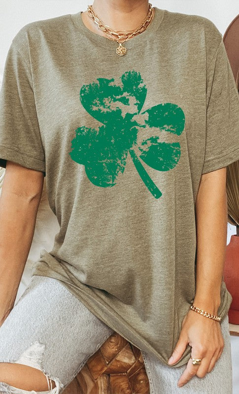 Retro Distressed Clover PLUS SIZE Graphic Tee