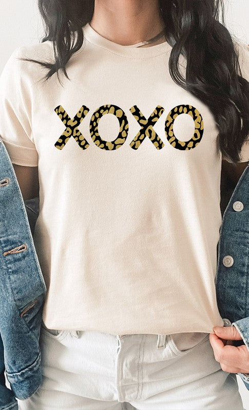 Metallic Gold Leopard Print XOXO Graphic Tee T-Shirt