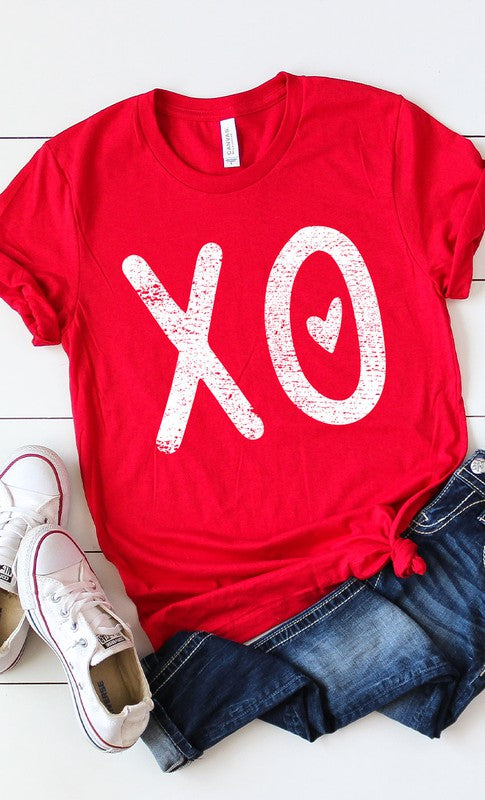 Distressed XOXO Heart Graphic Tee T-Shirt PLUS