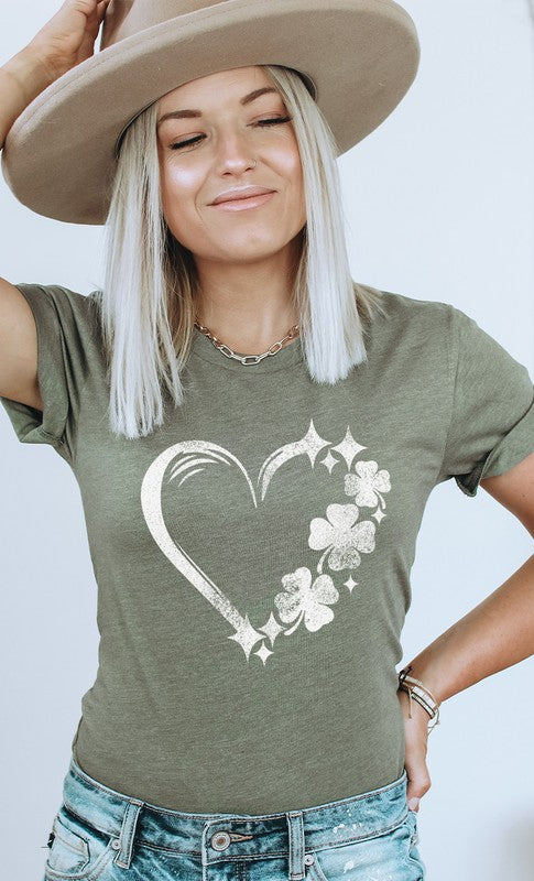 Distressed Clover Heart PLUS SIZE Graphic Tee