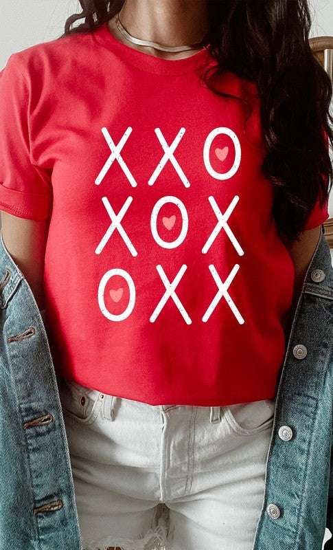 XOXO Heart Tic Tac Toe Valentines Day Graphic Tee T-Shirt