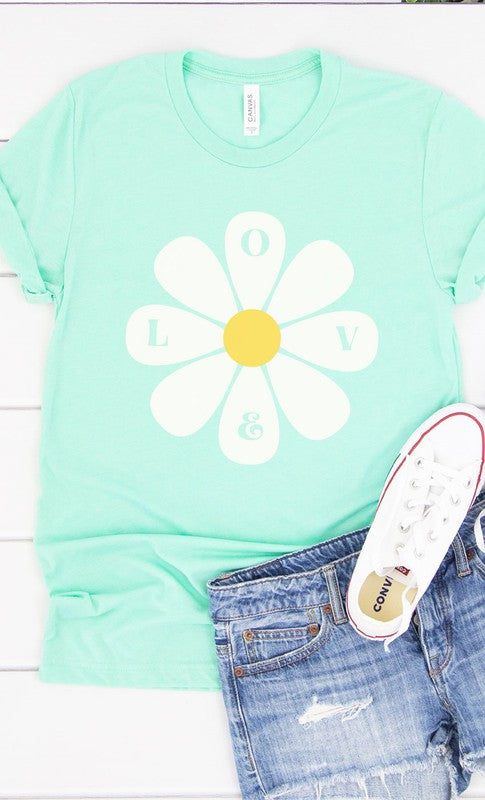 Love Daisy PLUS SIZE Graphic Tee T-Shirt