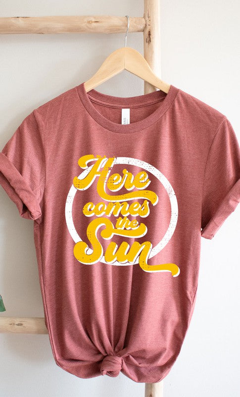 Retro Here Comes the Sun Graphic Tee T-Shirt