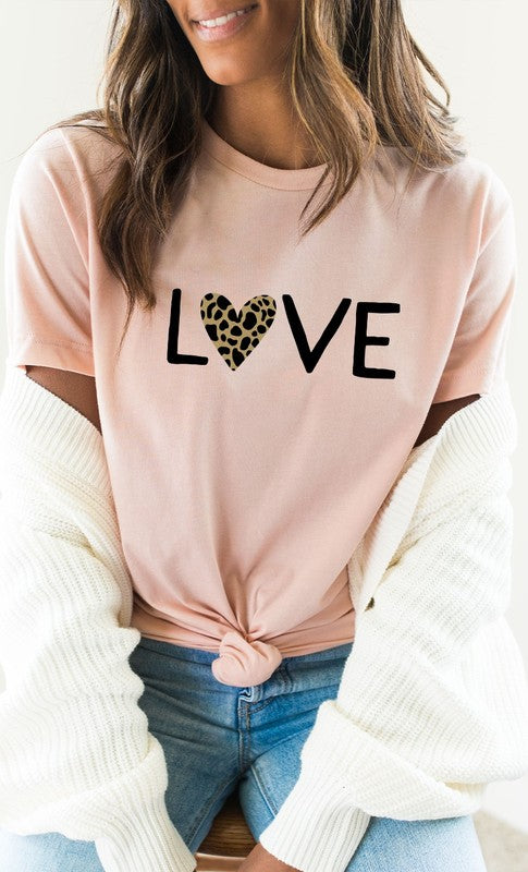 Love Leopard Print Heart PLUS SIZE Graphic Tee T-Shirt