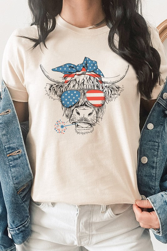 Patriotic Highland Cow American Flag Graphic Tee T-Shirt